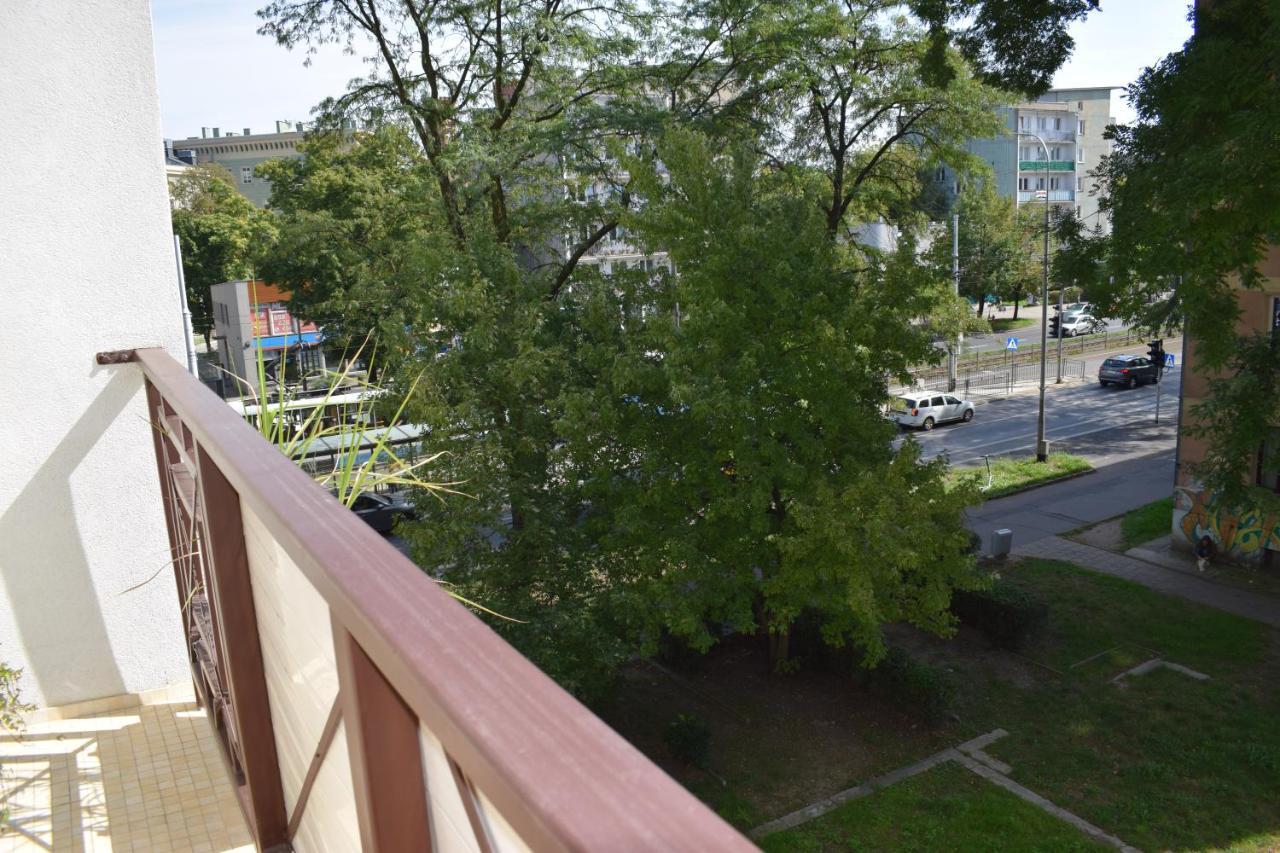 Appartement Apartament 3 Pokoje Balkon 50M2 Wyposazone Parking à Wrocław Extérieur photo